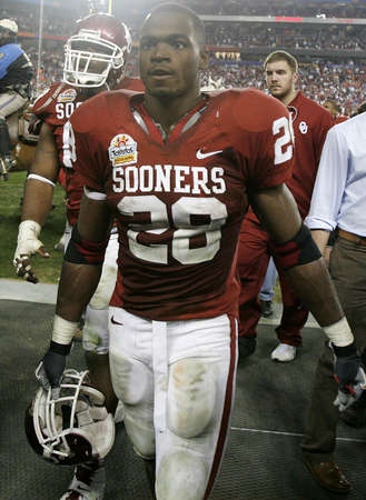 adrian peterson walks off field